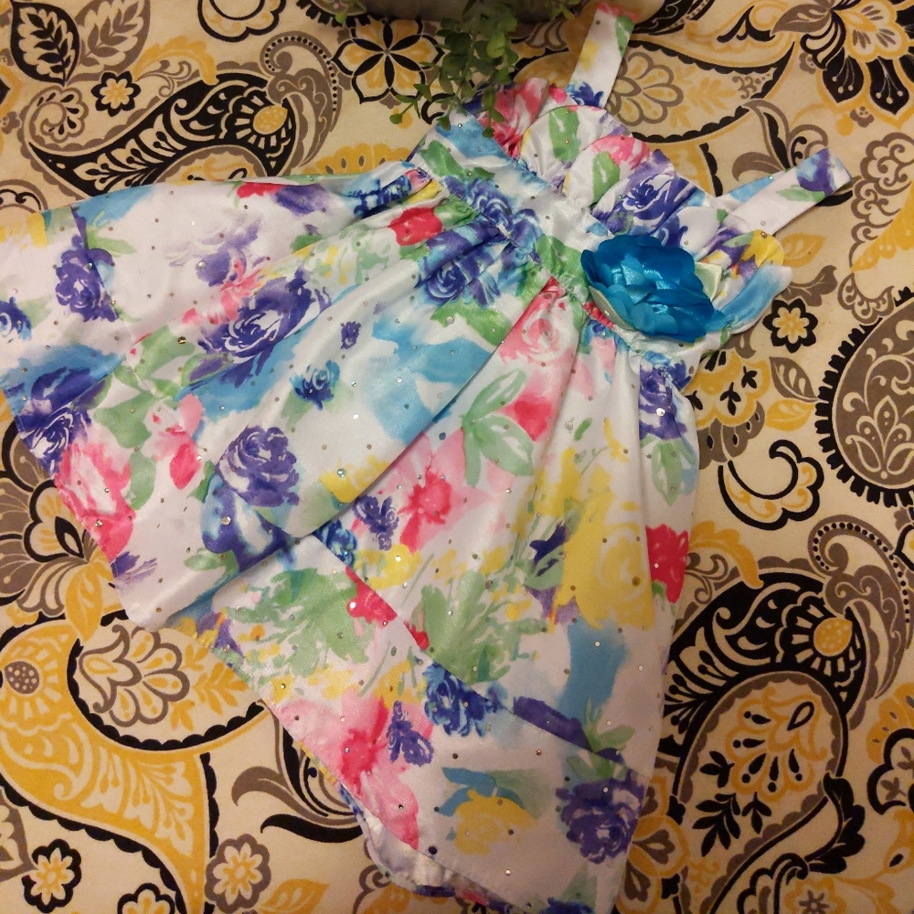 🦄Darling floral hued toddler dress